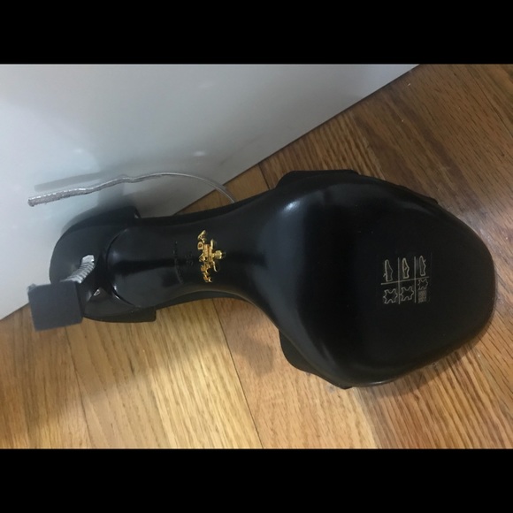 Prada jeweled heels - Picture 3 of 7